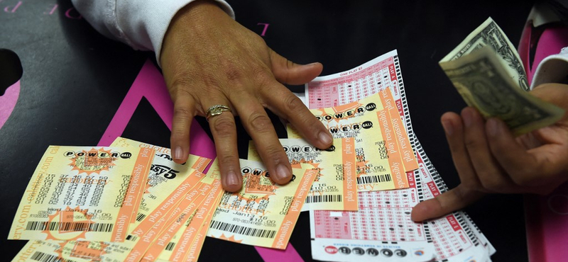 Egy kaliforniai férfi nyerte az amerikai Powerball valaha volt legnagyobb nyereményét, kétmilliárd dollárt