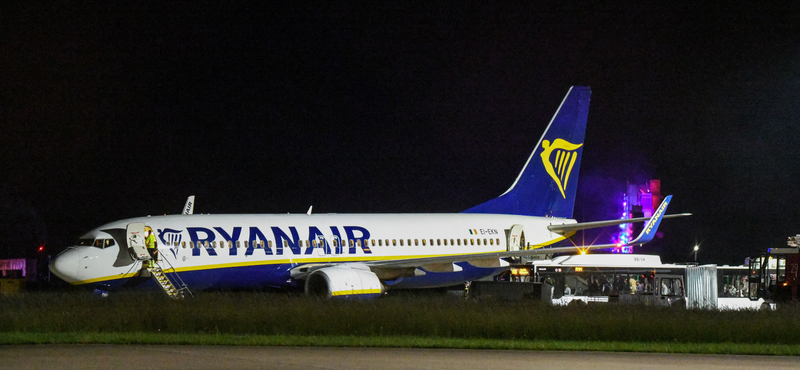 Kilencen sérültek meg turbulencia miatt a Ryanair egyik járatán