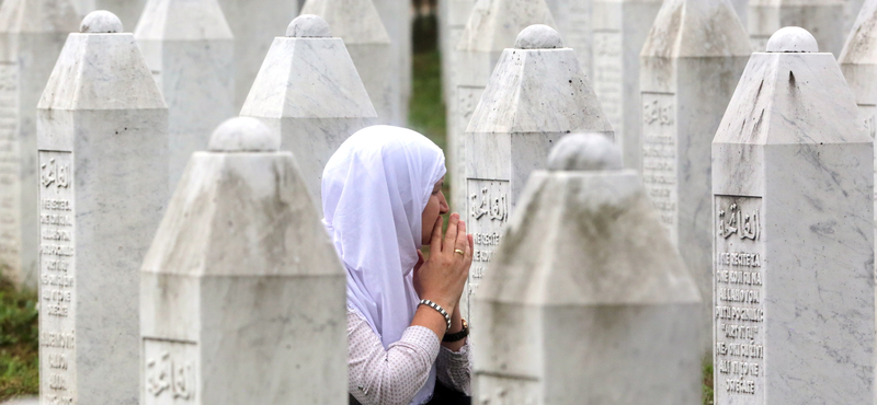 Az ENSZ Közgyűlése megszavazta a srebrenicai népirtás nemzetközi emléknapját – Magyarország nemmel szavazott