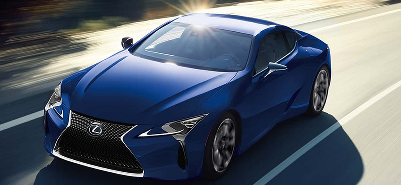 Megújult a Lexus szívó V8-as sportkocsija, az LC 500