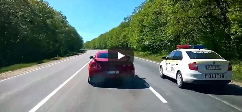 Úgy megszívatta a Nissan GT-R sofőrje a rendőröket, hogy azok csak legyinteni tudtak – videó