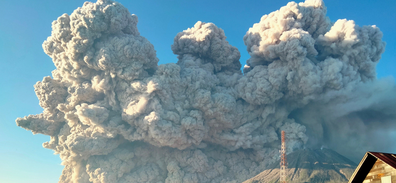 Videó: így tört ki a Sinabung vulkán