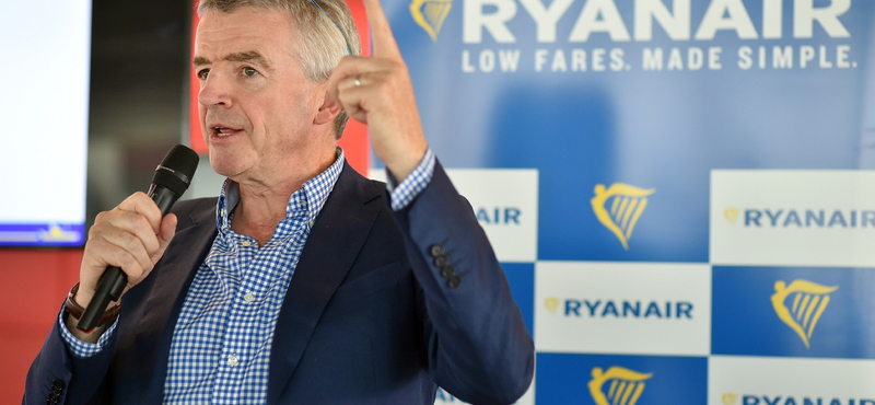 "Hülye ötlet" – A Ryanair inkább nem repül, de nem hagyja üresen a középső ülést