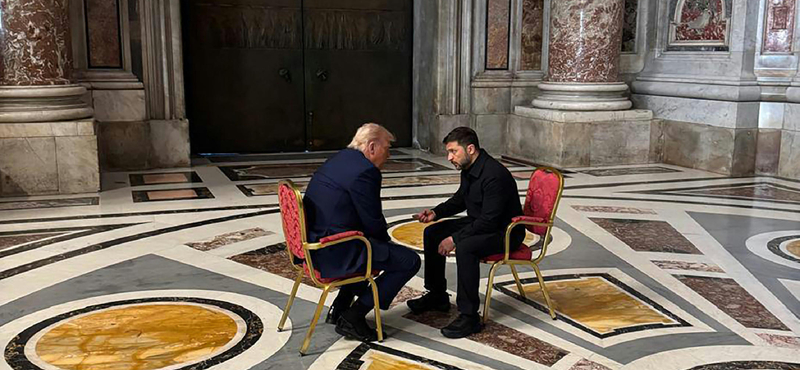 Újabb részletek derültek ki Trump és Zelenszkij vatikáni találkozójáról