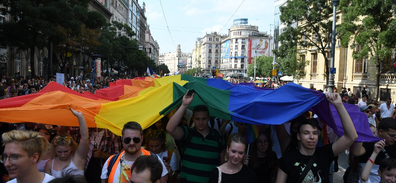 Kiderült, milyen útvonalon tartják meg idén a Budapest Pride felvonulást