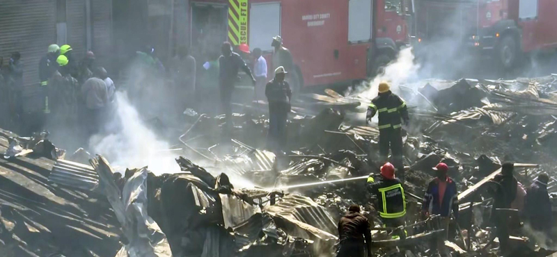 Hatalmas tűz volt Nairobi legnagyobb piacán, 15-en meghaltak