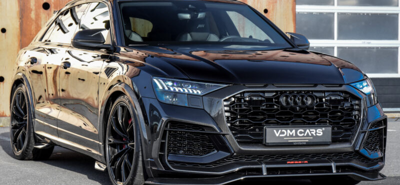 115 millió forint letaglózó ár, még ha egy Audi RS Q8-R-ről van is szó