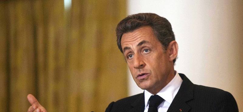 Őrizetbe vették Sarkozy két egykori munkatársát és barátját