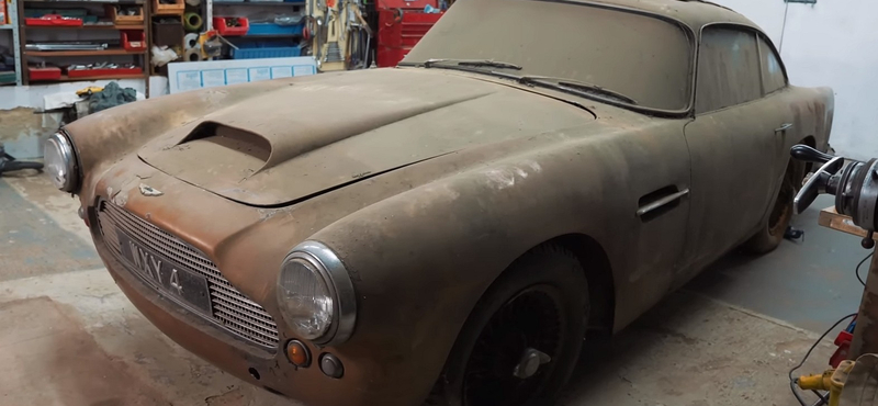 Negyven évig porosodott egy garázsban egy Aston Martin, amelynek egy kém volt a gazdája