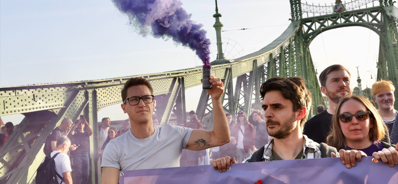 Tüntetést szervez a Momentum a Szuverenitásvédelmi Hivatalhoz