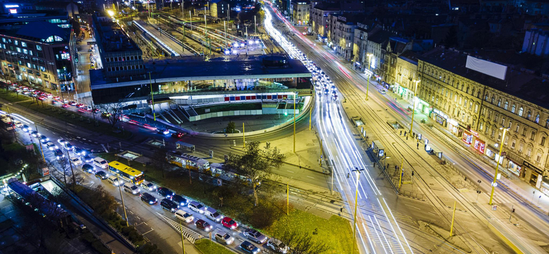 Műszaki hiba miatt leállt a vonatforgalom a Déli pályaudvar és Kelenföld között