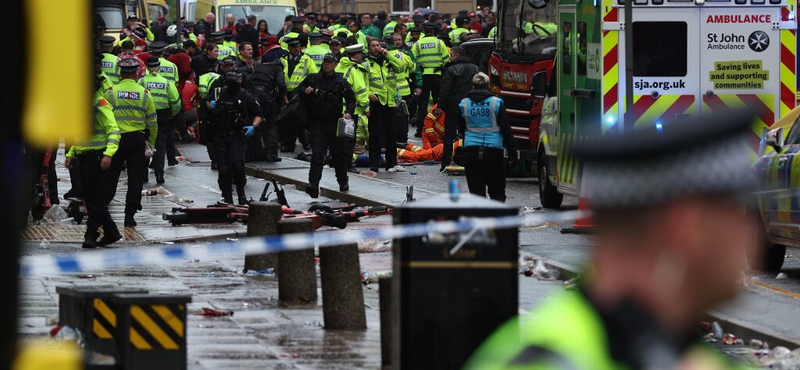 Bíróság elé állt a férfi, aki autóval gázolt a Liverpool bajnoki címét ünneplők tömegébe