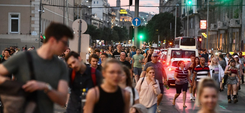 Vége a vonulásnak, a Kossuth tér volt a végállomás