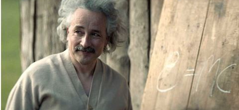 „Nagy hibát követtem el, hogy aláírtam a levelet” – Oppenheimer után itt a Netflixen az Einstein-film