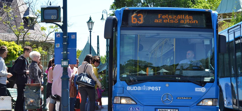 A BKV belevágott a buszbeszerzésbe