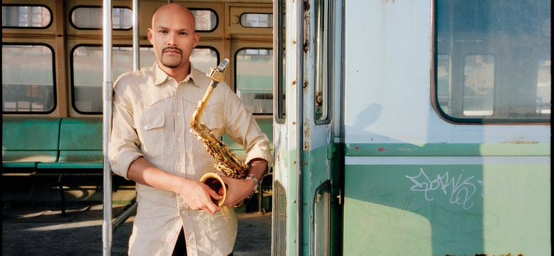 Jóképű, latin, Grammy-díjra jelölték: Miguel Zenón a Budapest Jazz Clubban