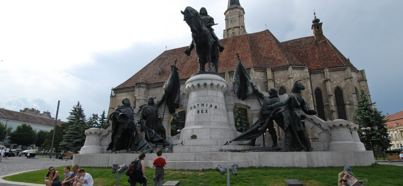 Újabb vitát kavart a kolozsvári Mátyás-szobor