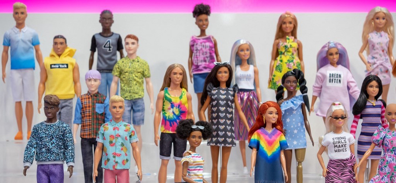 Barbie bevonult a történelembe, de vajon mit csinált addig Ken?