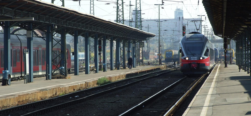 Hiába vettek rá jegyet, hálókocsi nélkül indult el a MÁV müncheni járata