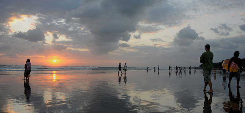 Bali: a világ legszebb naplementéje - videók