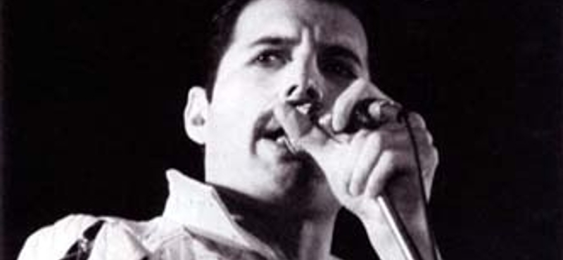 "Nem, Freddie, te meleg vagy" - húsz éve halt meg Freddie Mercury
