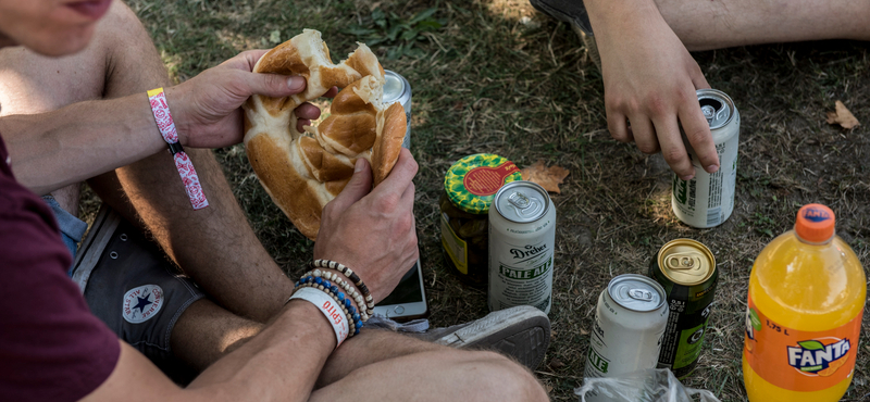 Sziget okosban: hogyan spórolhatunk a fesztiválon?