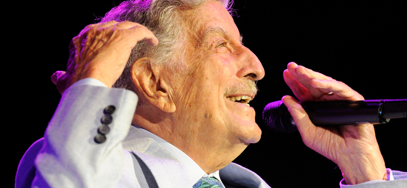 Meghalt Tony Bennett, a legendás énekes, aki Frank Sinatrával és Lady Gagával is dolgozott