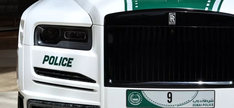 Tuningolt Rolls-Royce-ból lett rendőrautó