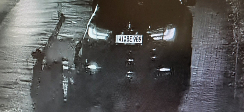 Fotókon a solymári zebrán gázoló, német rendszámos BMW, a rendőrség keresi az elkövetőt