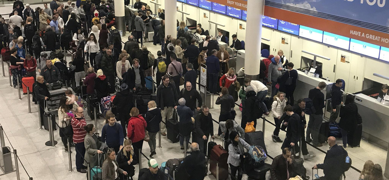 "Belső munka" lehetett a Gatwick reptér megbénítása