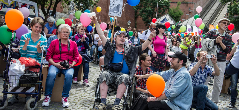 A fogyatékkal élők türelmet kérnek a budapesti közlekedőktől