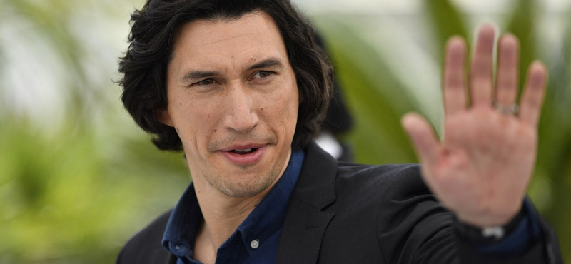 Adam Driver lesz Enzo a Ferrari-filmben