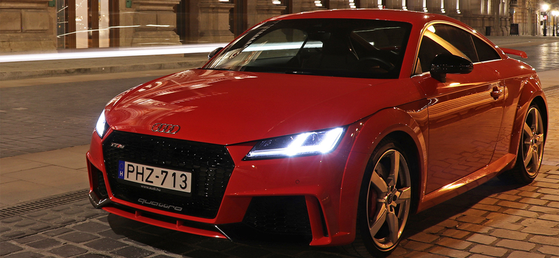 ÜvegtigRS: kipróbáltuk a leggyorsabb magyar autót, az Audi TT RS-t