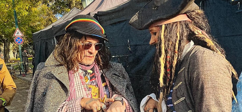 A véletlenen múlt, de eddig ez a legjobb Johnny Depp-sztori Budapestről