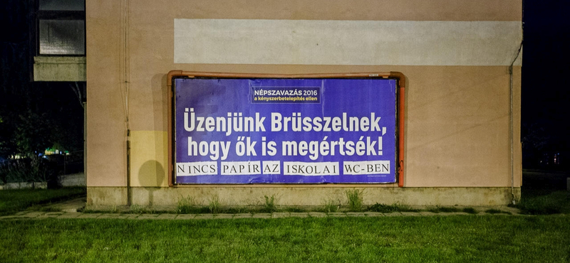 Megszólalt a kormányzati plakát meghekkelője