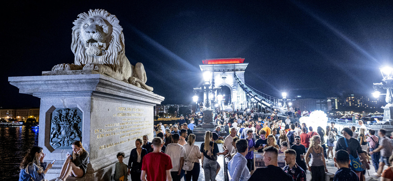 Pikniket rendeznek a Lánchídon gyereknapkor