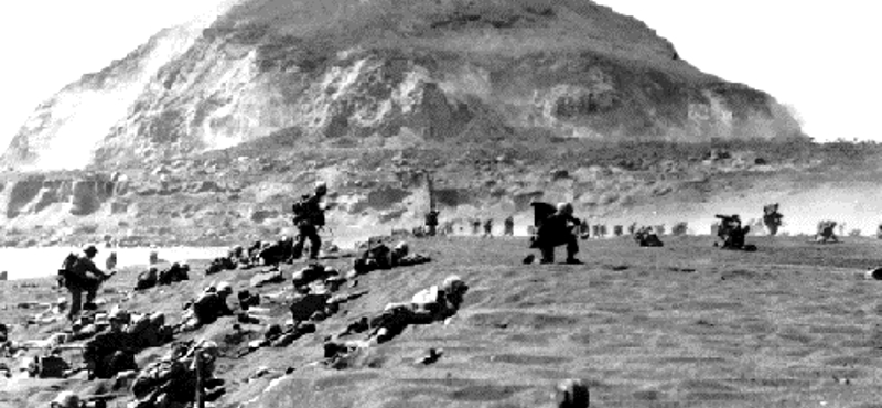 Iwo Jima: véres ütközet – legendás fotó  