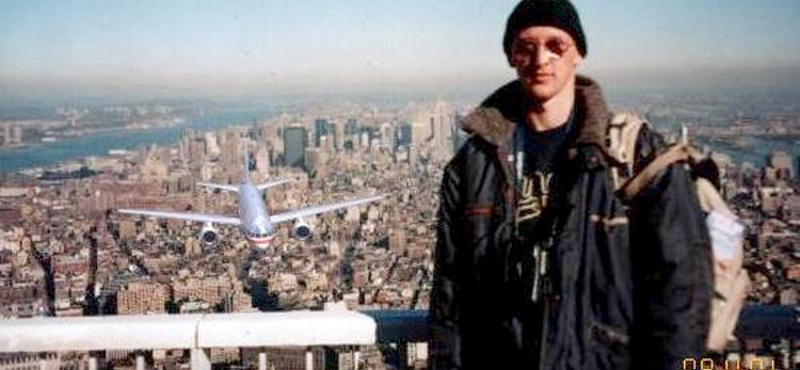 9/11: bocsánatot kért fotója miatt a titokzatos magyar turista