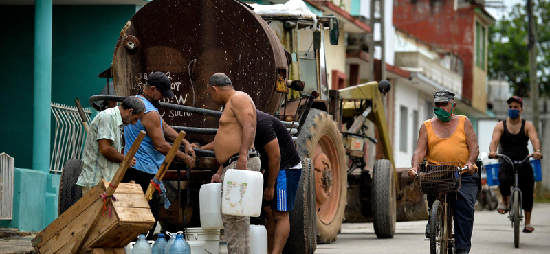 Az ENSZ-hez fordult segítségért Kuba, mert már tej és kenyér sincs az országban