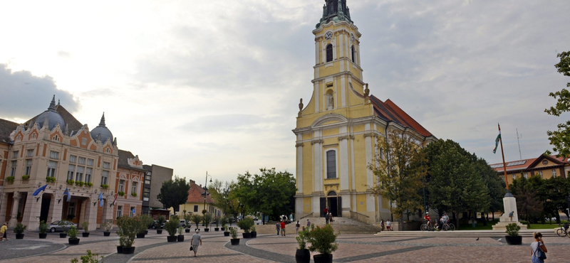 Egy képviselő kiugrott, így ugrott az ellenzéki többség Szekszárdon