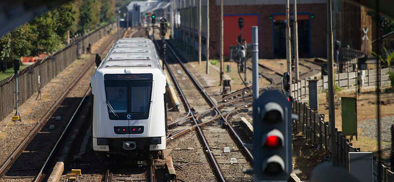 Ha lerobban a metró, a lecseréltekkel pótolják