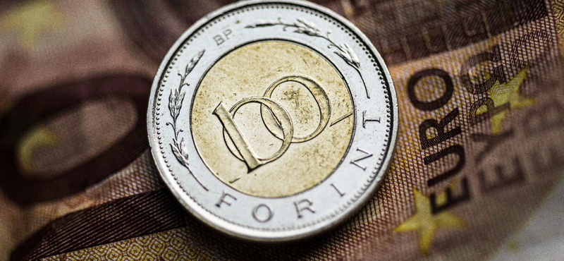 Beszakadt a forint, 414-re ugrott az euróárfolyam