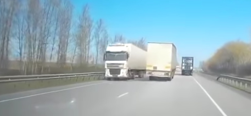 Elég ijesztő látvány, amikor a kamionos elalszik a volán mögött – videó
