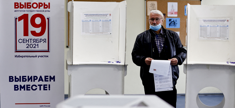 A balta és a láncfűrész is előkerült az orosz választások során