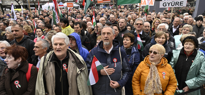 Bepoloskáztuk március tizenötödikét – videóriport Orbán Viktor és Magyar Péter rendezvényéről