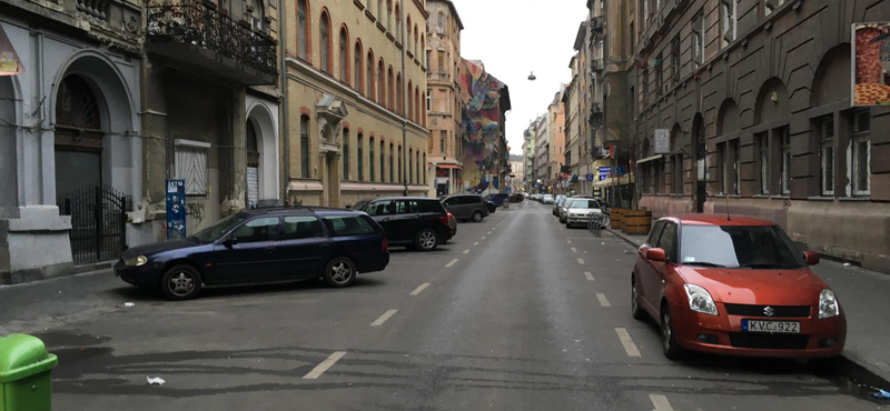 Átszervezik az erzsébetvárosi közlekedési rendet, megszűnik száz parkolóhely