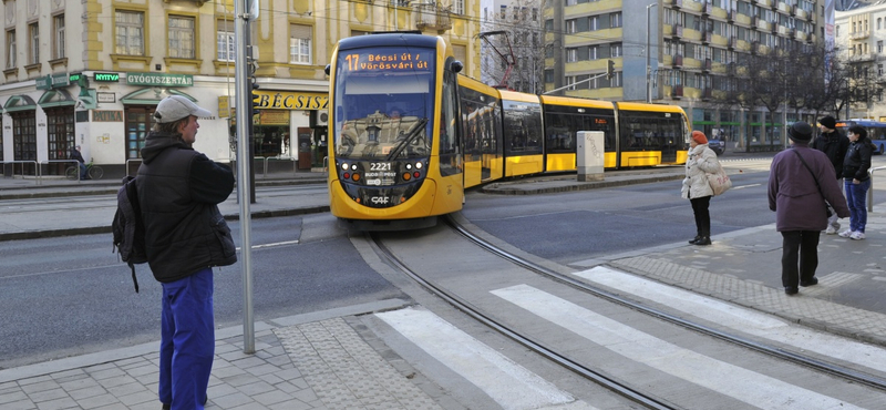 Ma is borult a villamosok menetrendje Budán