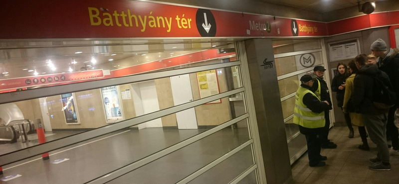 Megint baj volt, ismét megadta magát az M2-es metró