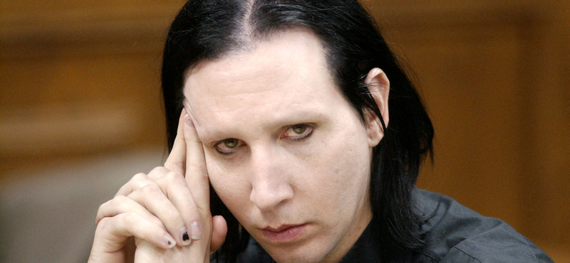 Marilyn Manson megfejtette, miért perlik négyen is szexuális bűncselekmények miatt