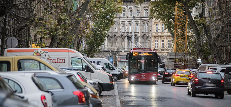 Megújul a Podmaniczky utca, több helyet kaphatnak a gyalogosok, biciklisek